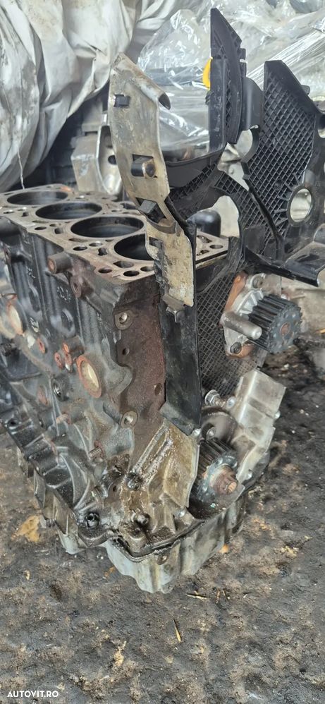 Bloc motor dezechipat Vw Passat b6 2.0 TDi diesel cod CFFB - 7