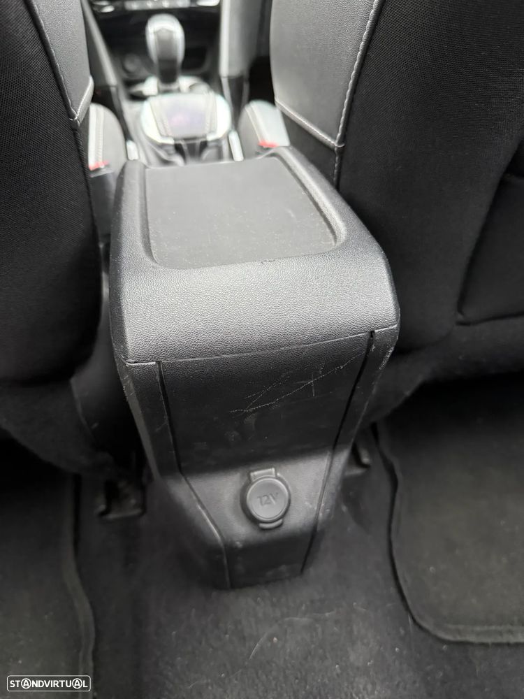 Peugeot 2008 1.2 PureTech Allure - 18