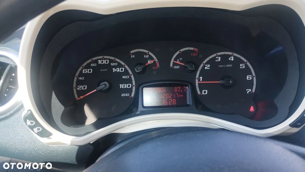 Ford KA 1.2 Titanium+ EU5 - 9
