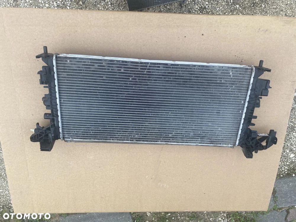 CHŁODNICA WODY KLIMATYZACJI INTERCOOLER ZESTAW OPEL ASTRA V K 39131676 - 4