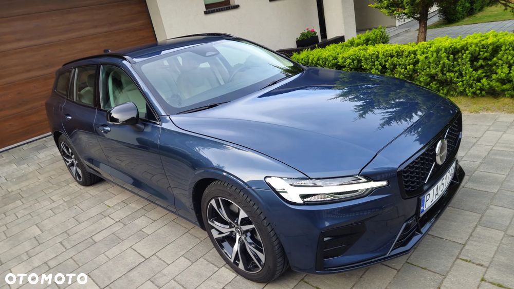 Volvo V60 B3 B Plus Dark - 3