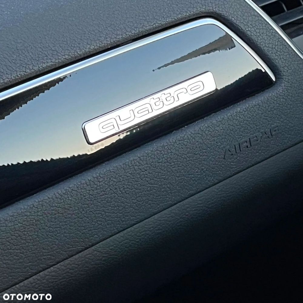 Audi A4 Avant 2.0 TDI DPF quattro S line Sportpaket (plus) - 16