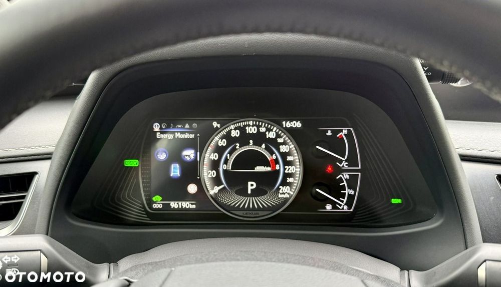 Lexus UX - 21