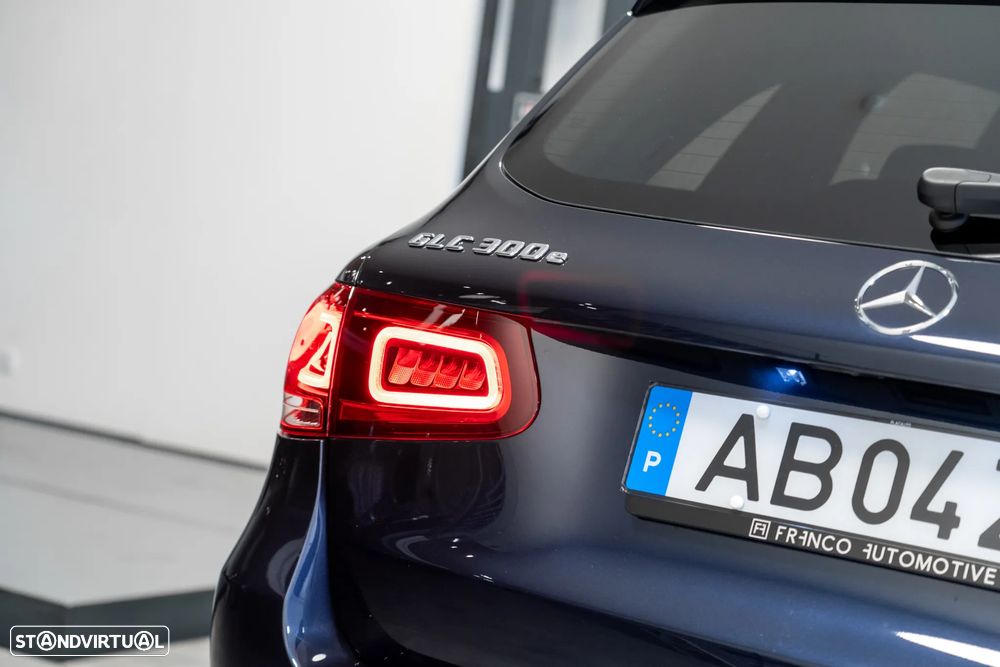 Mercedes-Benz GLC 300 e 4Matic - 8