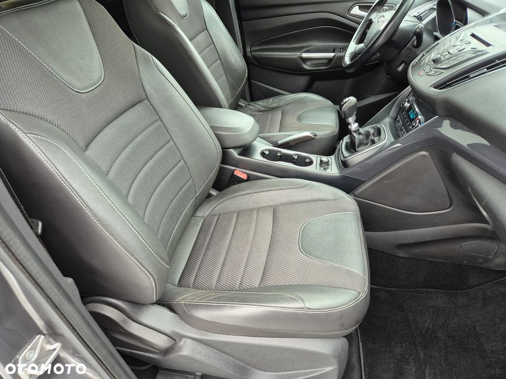 Ford Kuga 2.0 TDCi 4x4 Titanium - 18