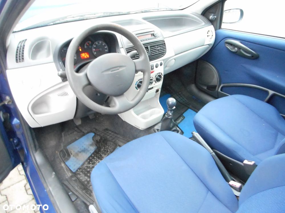 Fiat Punto 1.2 8V Fresh - 10