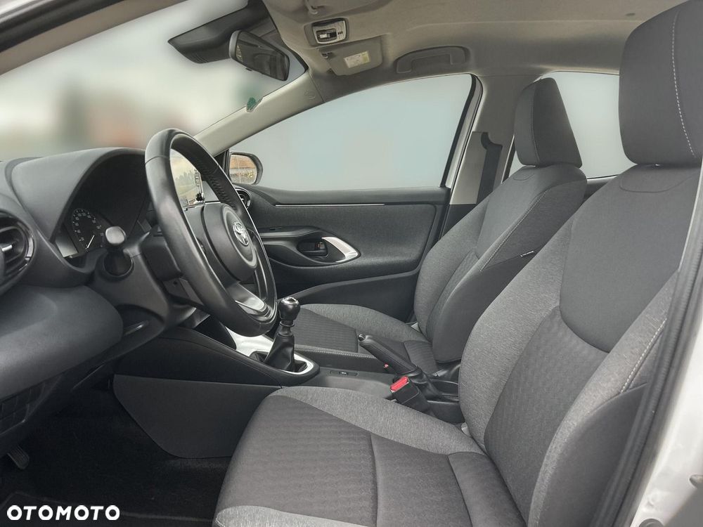 Toyota Yaris - 15