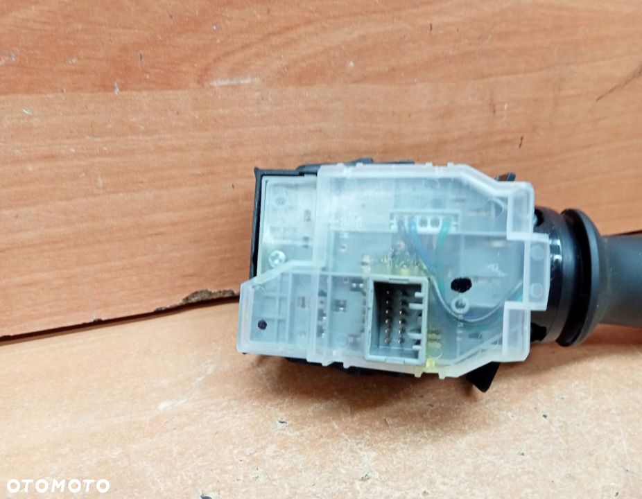 PRZEŁĄCZNIK ŚWIATEŁ KIERUNKOWSKAZÓW HONDA CIVIC IX - 2