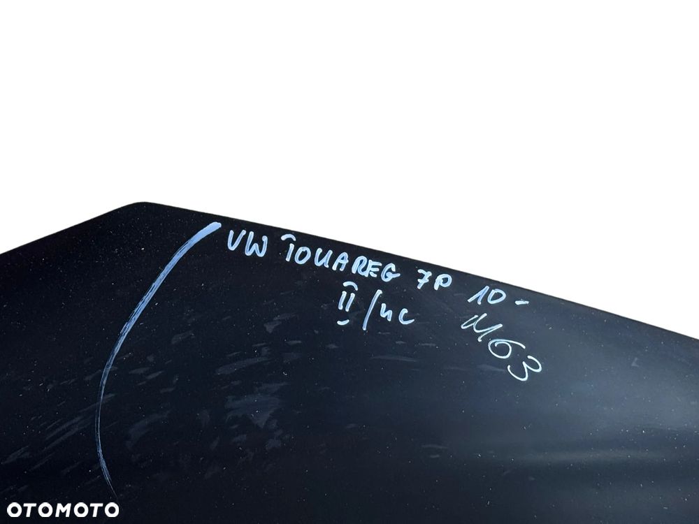 MASKA POKRYWA SILNIKA VOLKSWAGEN TOUAREG 7P 2010- - 7