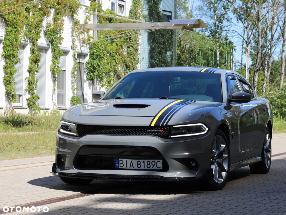 Dodge Charger 5.7 R/T - 1