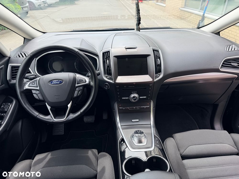 Ford S-Max - 23