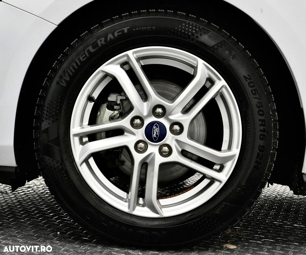 Ford Focus 1.0 EcoBoost Titanium Business - 32