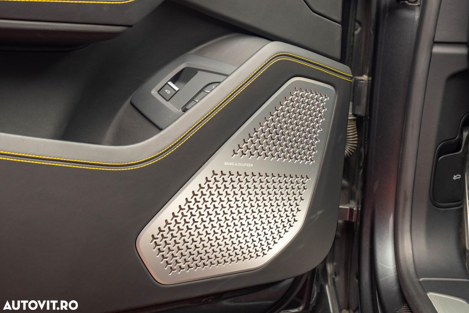 Lamborghini URUS - 24