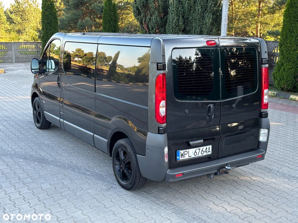 Opel Vivaro - 12