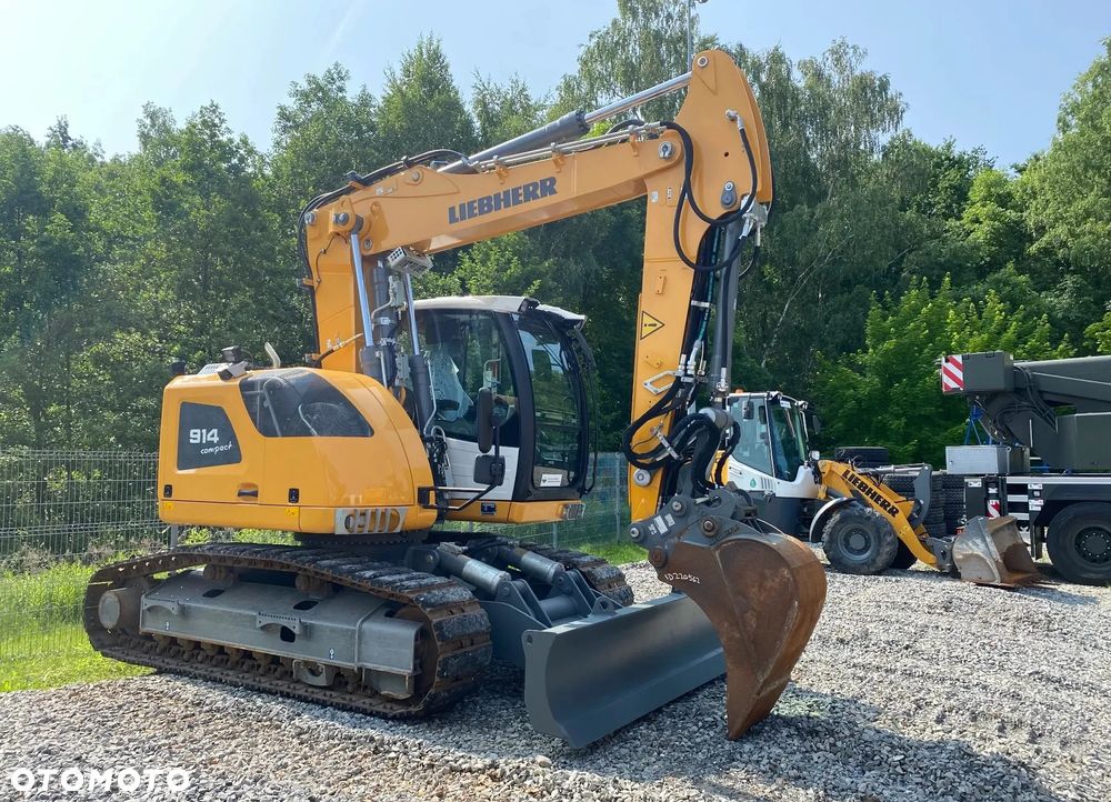 Liebherr R 914 Compact - 5