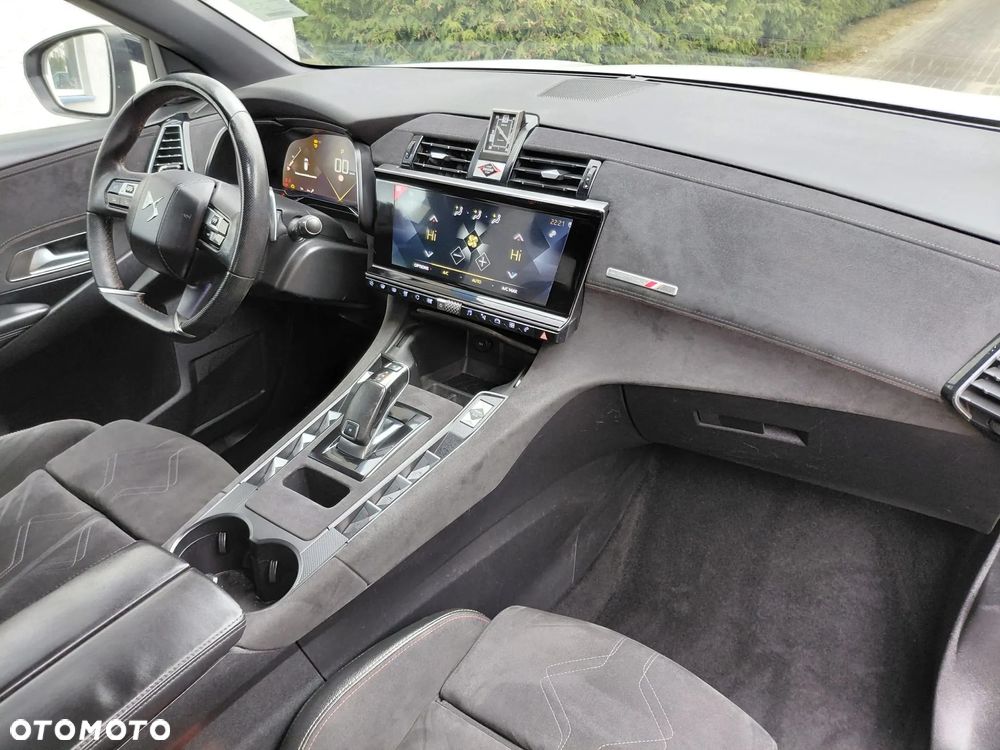 DS Automobiles DS 7 - 30