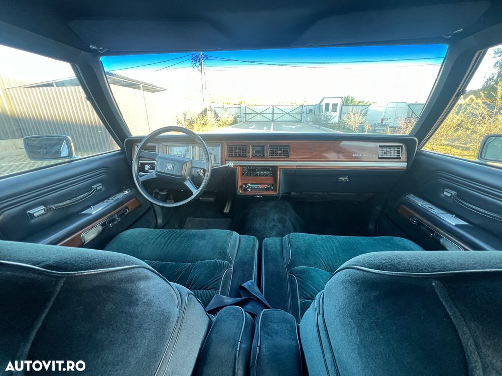Mercury Marquis - 9