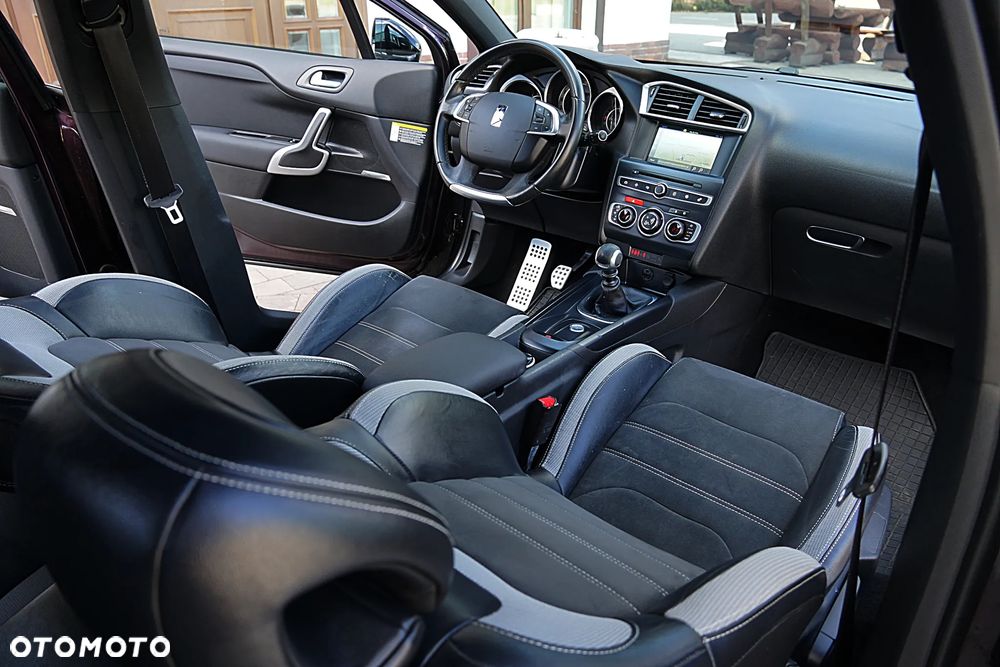 DS Automobiles DS 4 Crossback - 19