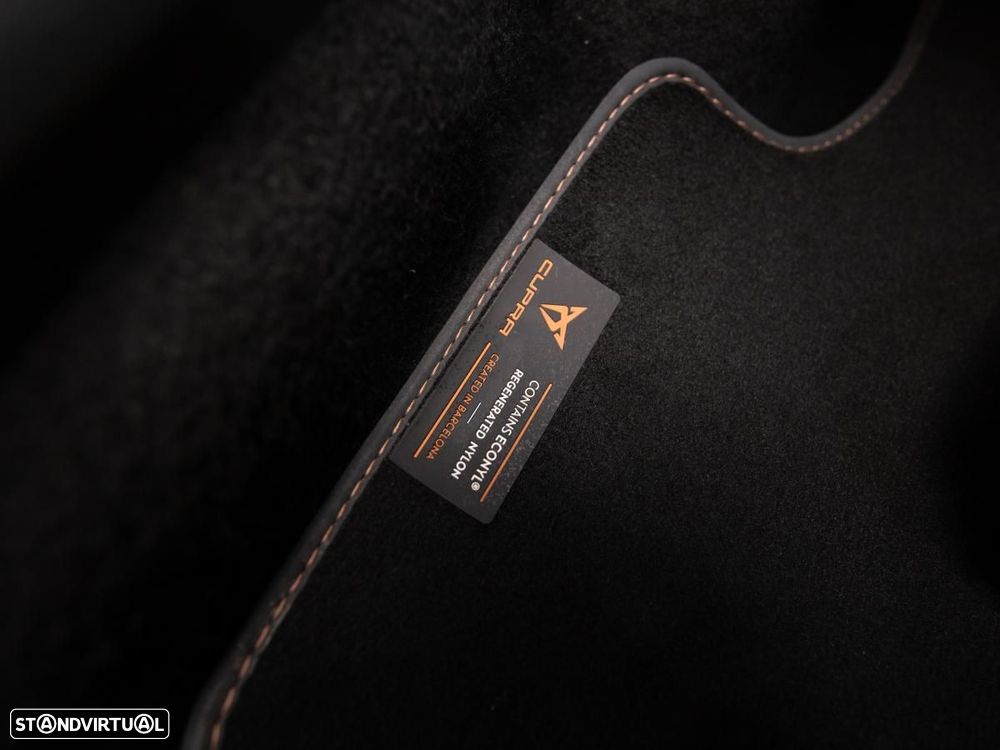 Cupra Formentor 1.4 e-Hybrid Base DSG - 14