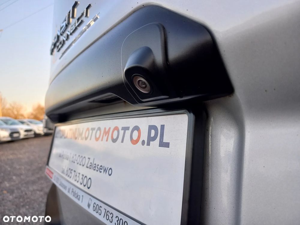 Ford Transit Connect - 12