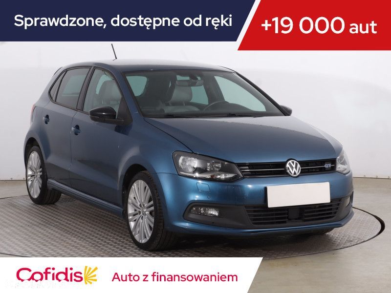 Volkswagen Polo - 2