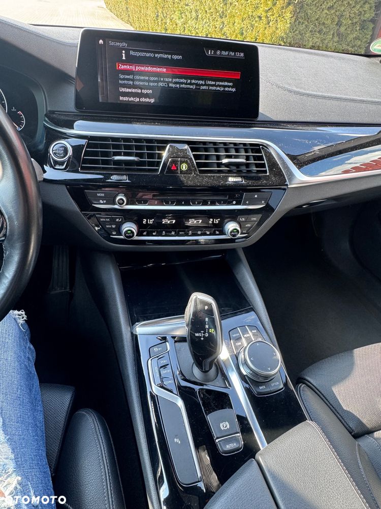 BMW Seria 5 530d Sport Line sport - 19