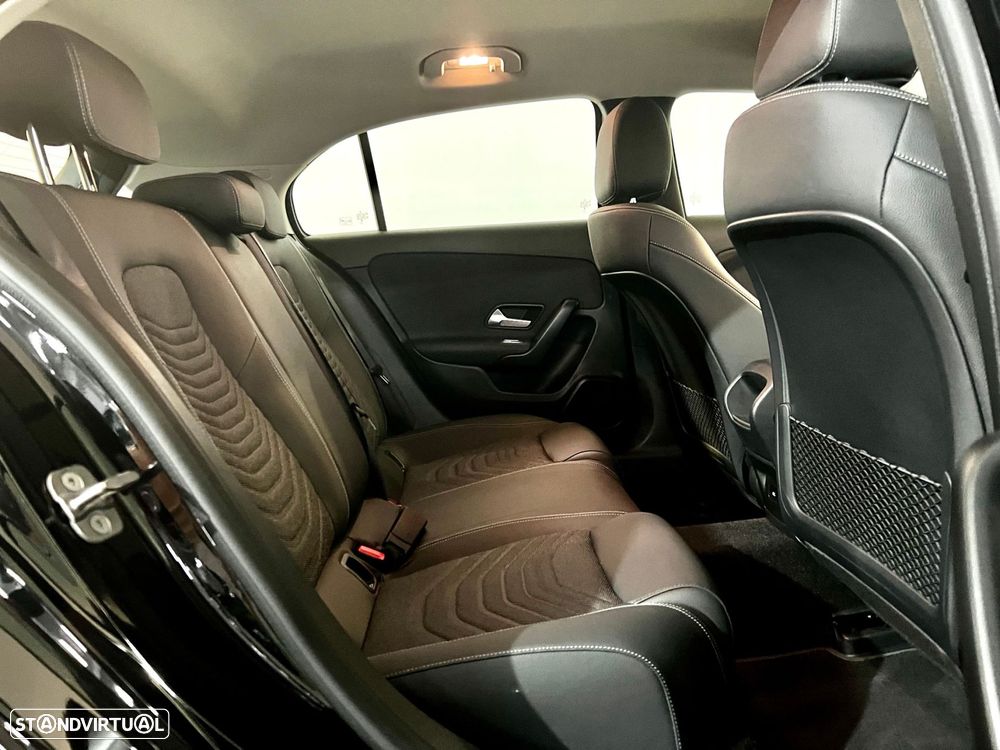 Mercedes-Benz A 250 e - 24