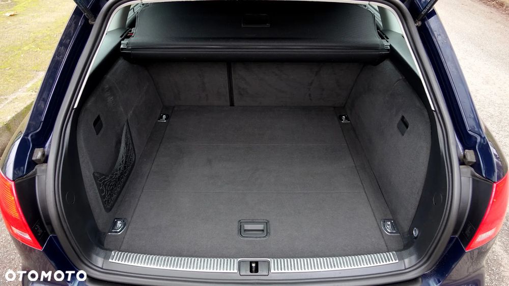 Audi A4 Avant - 32