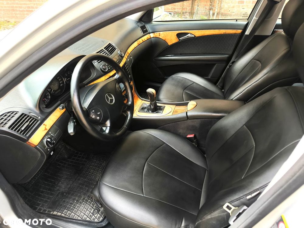 Mercedes-Benz Klasa E 220 CDI T Elegance - 2