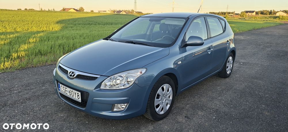 Hyundai i30 1.6 blue Comfort - 2