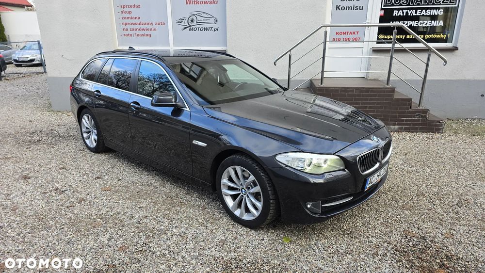 BMW Seria 5 520d Sport-Aut - 11