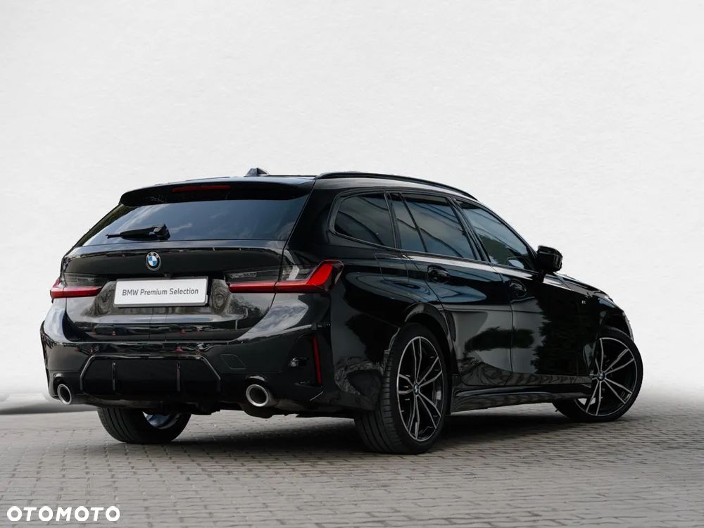 BMW Seria 3 320d xDrive M Sport - 4
