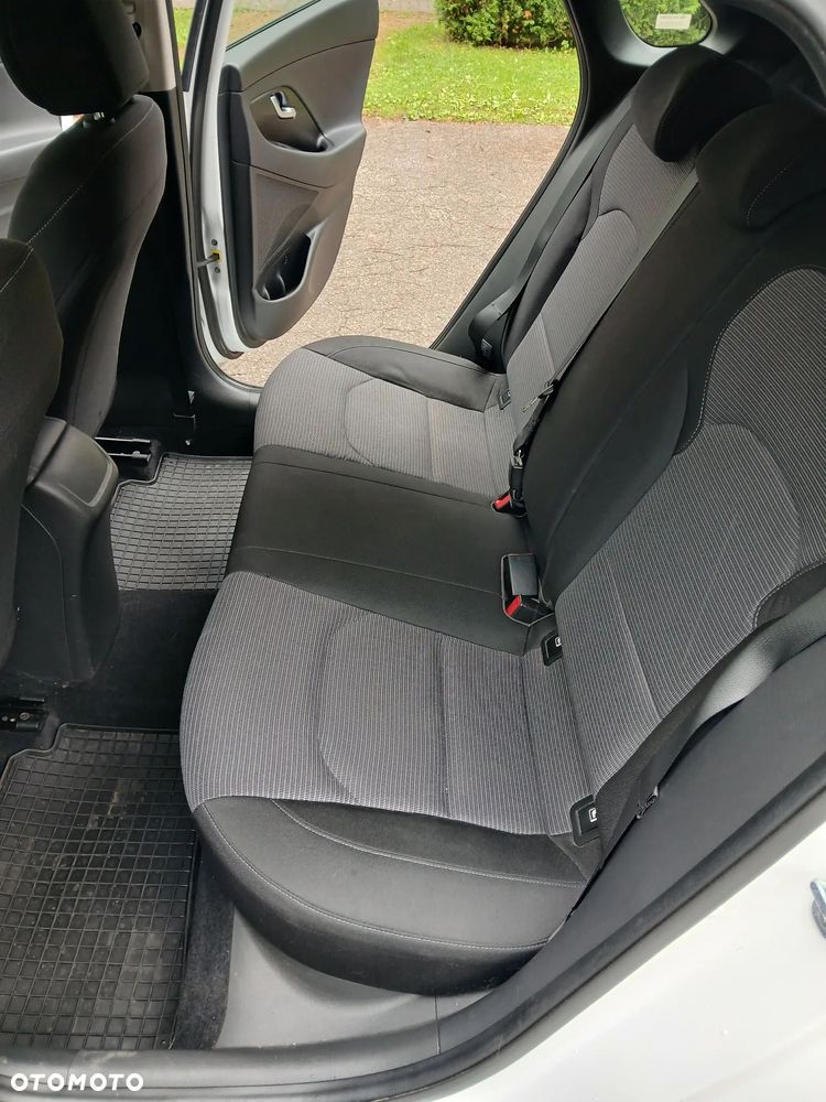 Hyundai i30 1.5 DPI Smart - 20