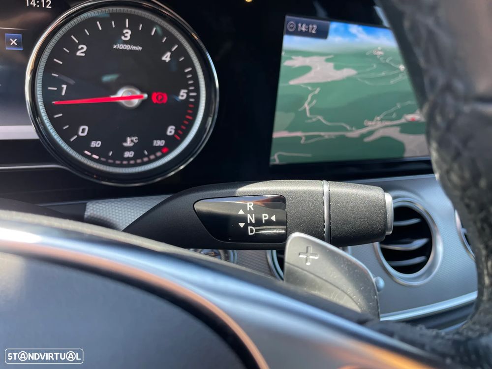 Mercedes-Benz E 220 d 9G-TRONIC AMG Line - 11