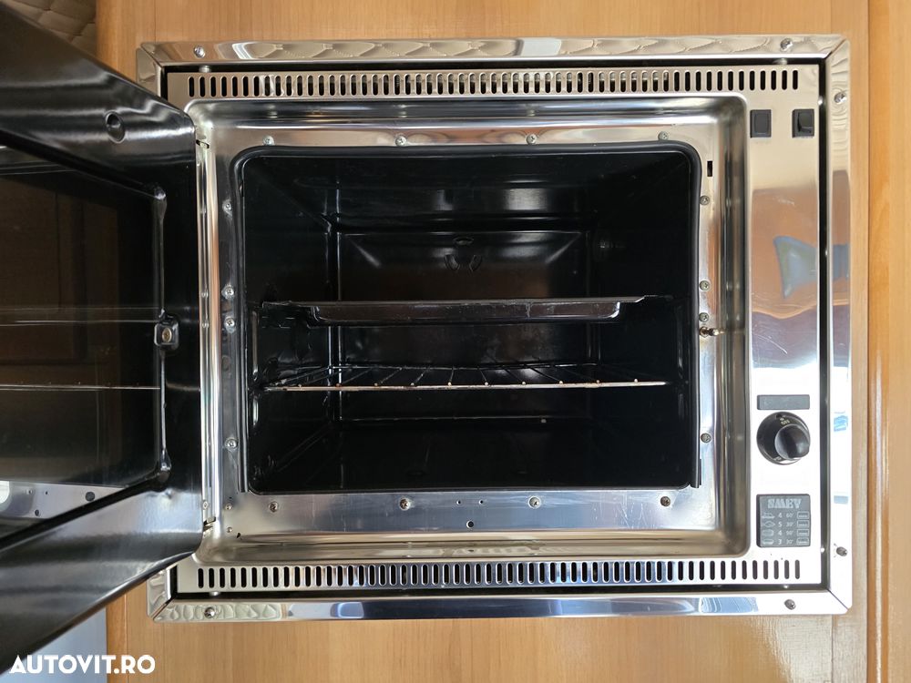 Mercedes-Benz Sprinter - 11