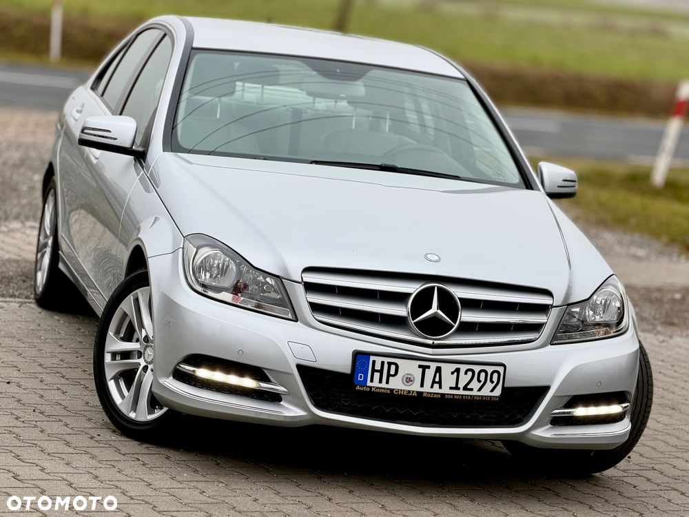 Mercedes-Benz Klasa C 200 T Avantgarde Edition - 34