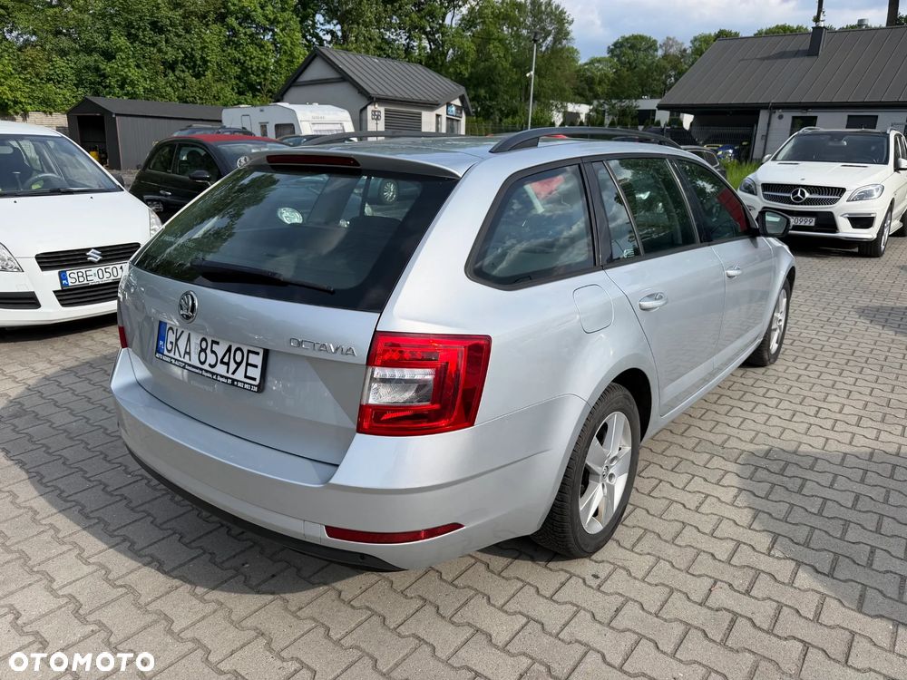 Skoda Octavia 1.6 TDI Ambition - 5
