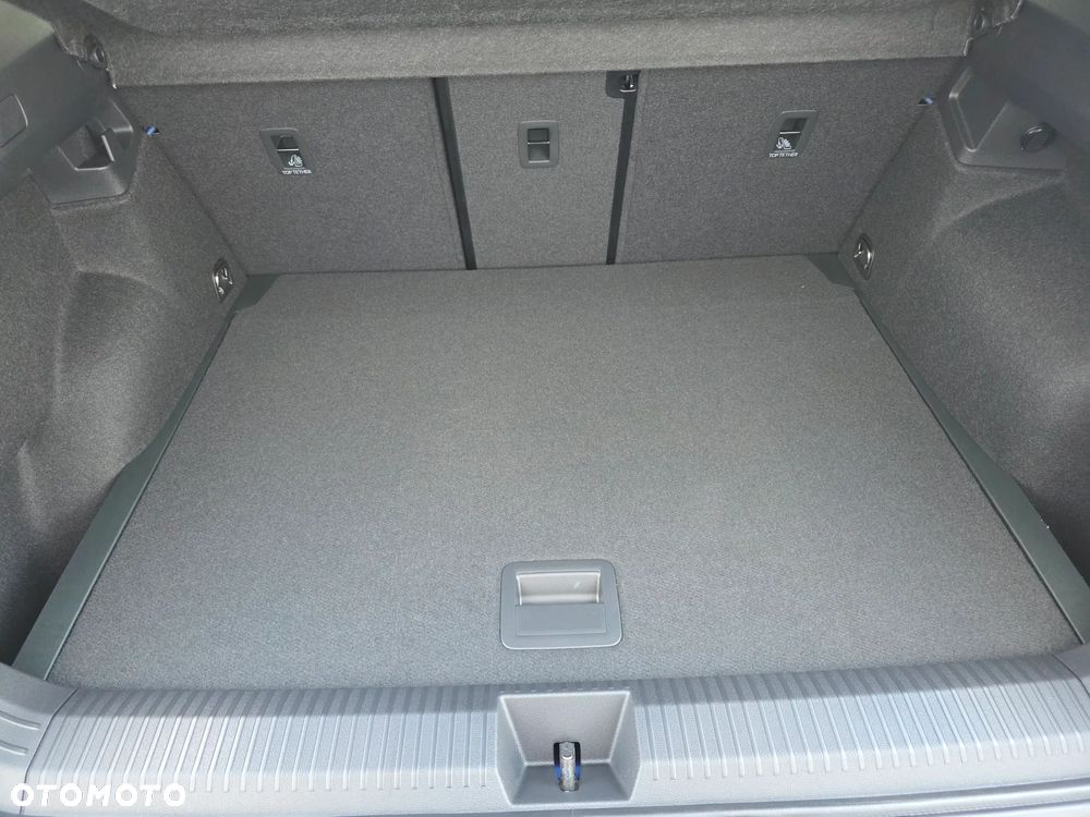 Volkswagen T-Roc 1.5 eTSI Style DSG - 25