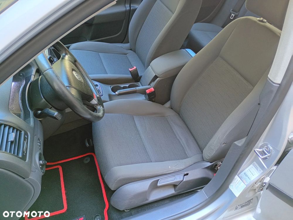 Volkswagen Golf 1.9 TDI GT Sport - 21