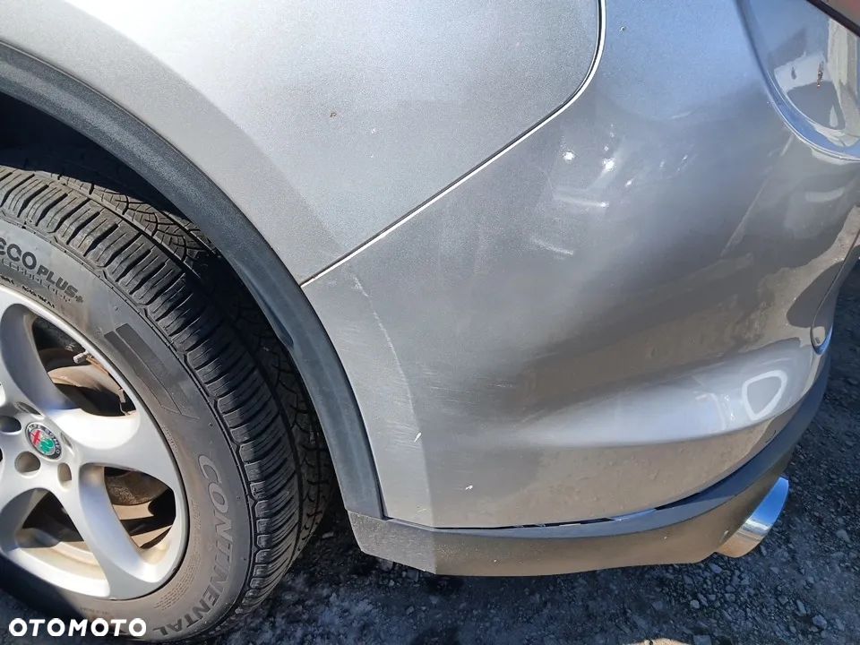 Alfa Romeo Stelvio - 13