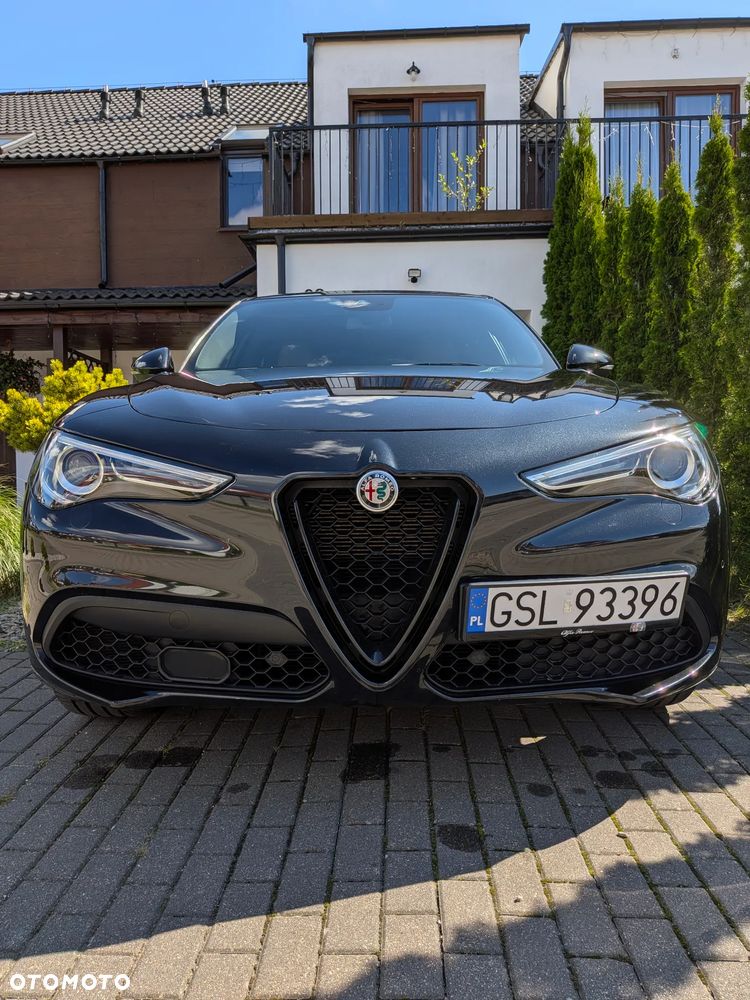 Alfa Romeo Stelvio 2.0 Turbo Veloce Q4 - 2