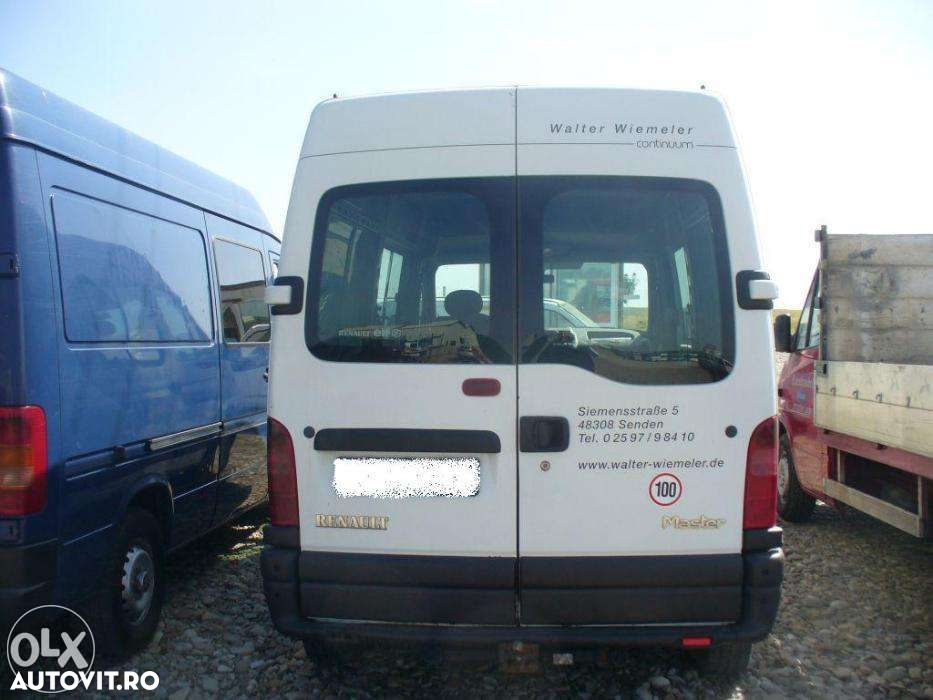 Dezmembrez Renault Master - 3