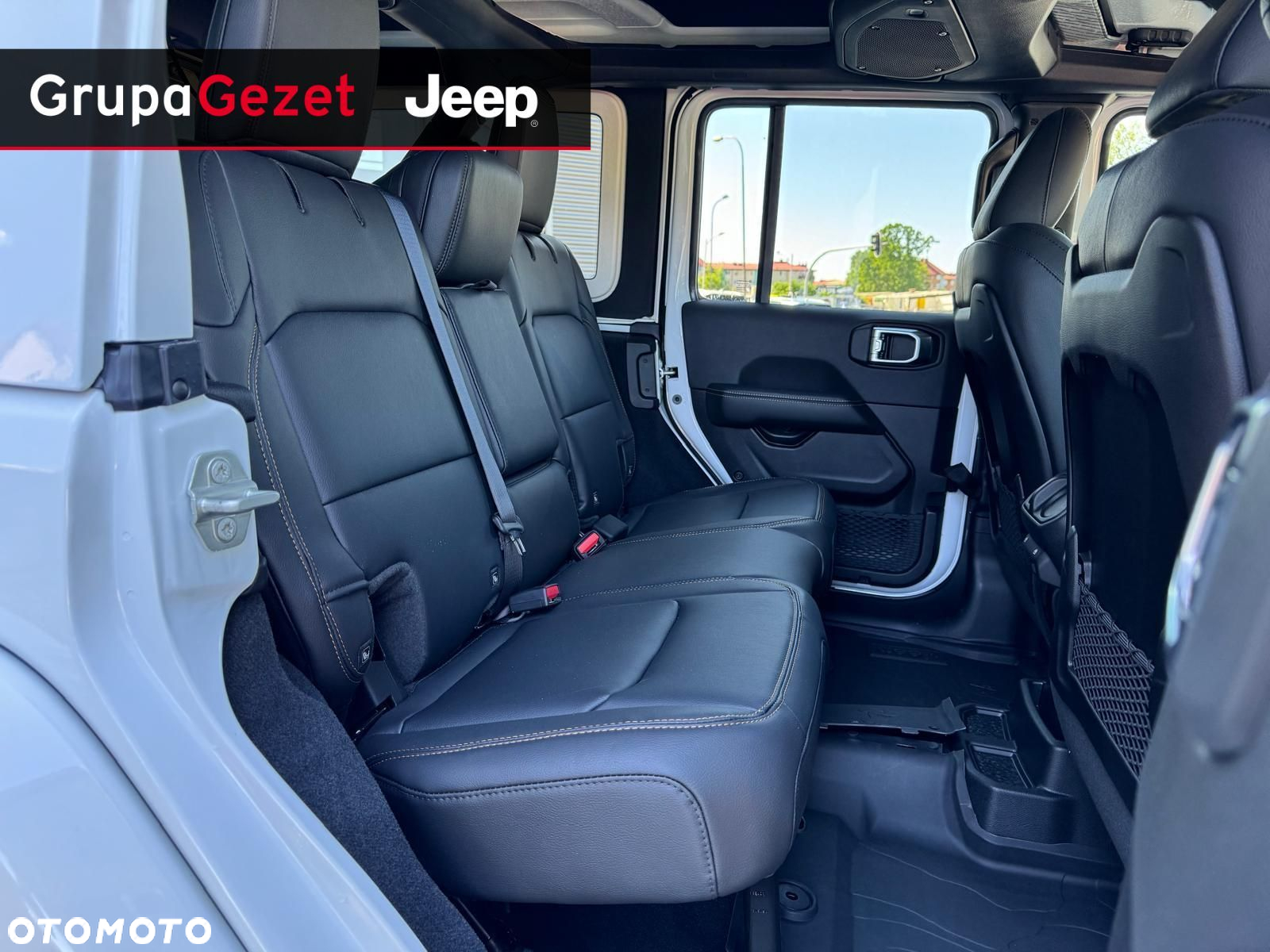 Jeep Wrangler - 17