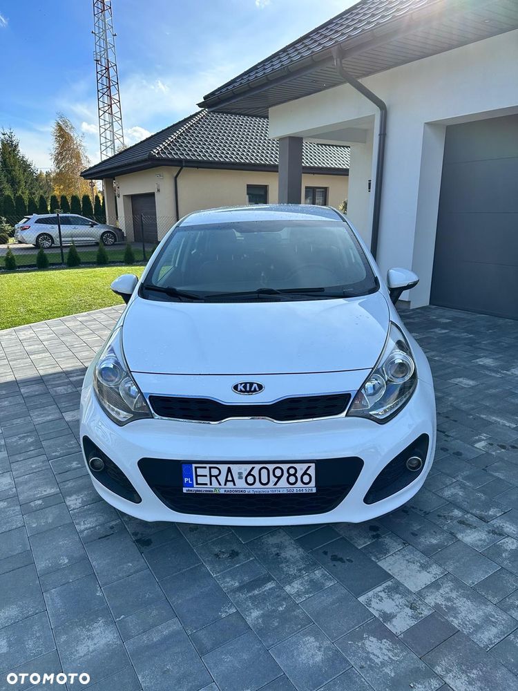 Kia Rio 1.2 Dream Team Edition - 3