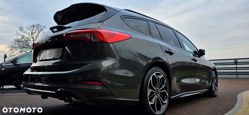 Ford Focus 1.5 EcoBoost ST-Line - 15