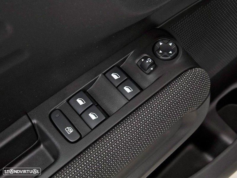 Citroën C3 Aircross 1.2 PureTech Plus - 22