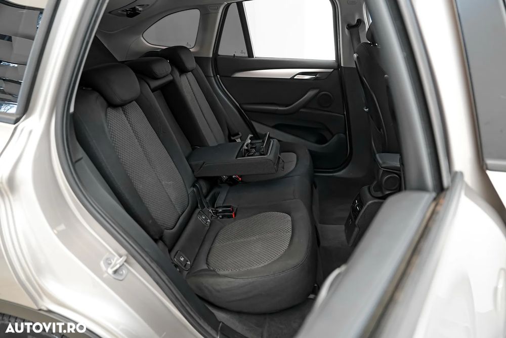 BMW X1 xDrive20d AT - 15