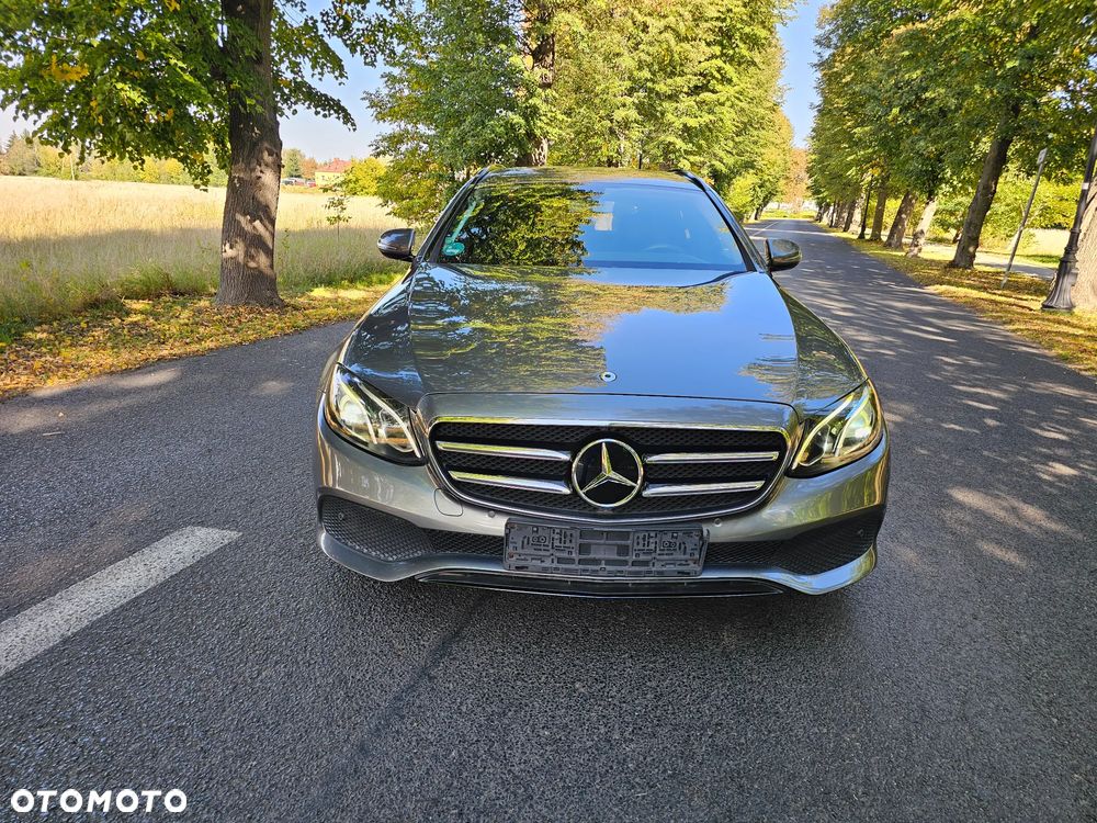 Mercedes-Benz Klasa E 200 d 9G-TRONIC - 16
