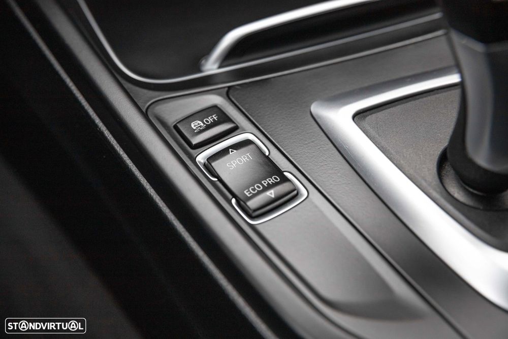 BMW 318 d Touring Pack M Auto - 33