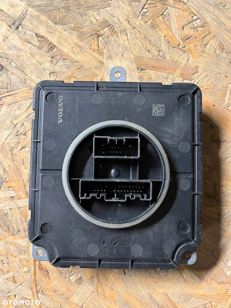 VOLVO S60 V60 XC60 PRZETWORNICA 32365275 - 2
